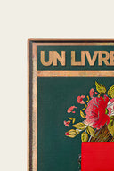 Un libro es una flor que florece en la mente de quien la cultiva 
