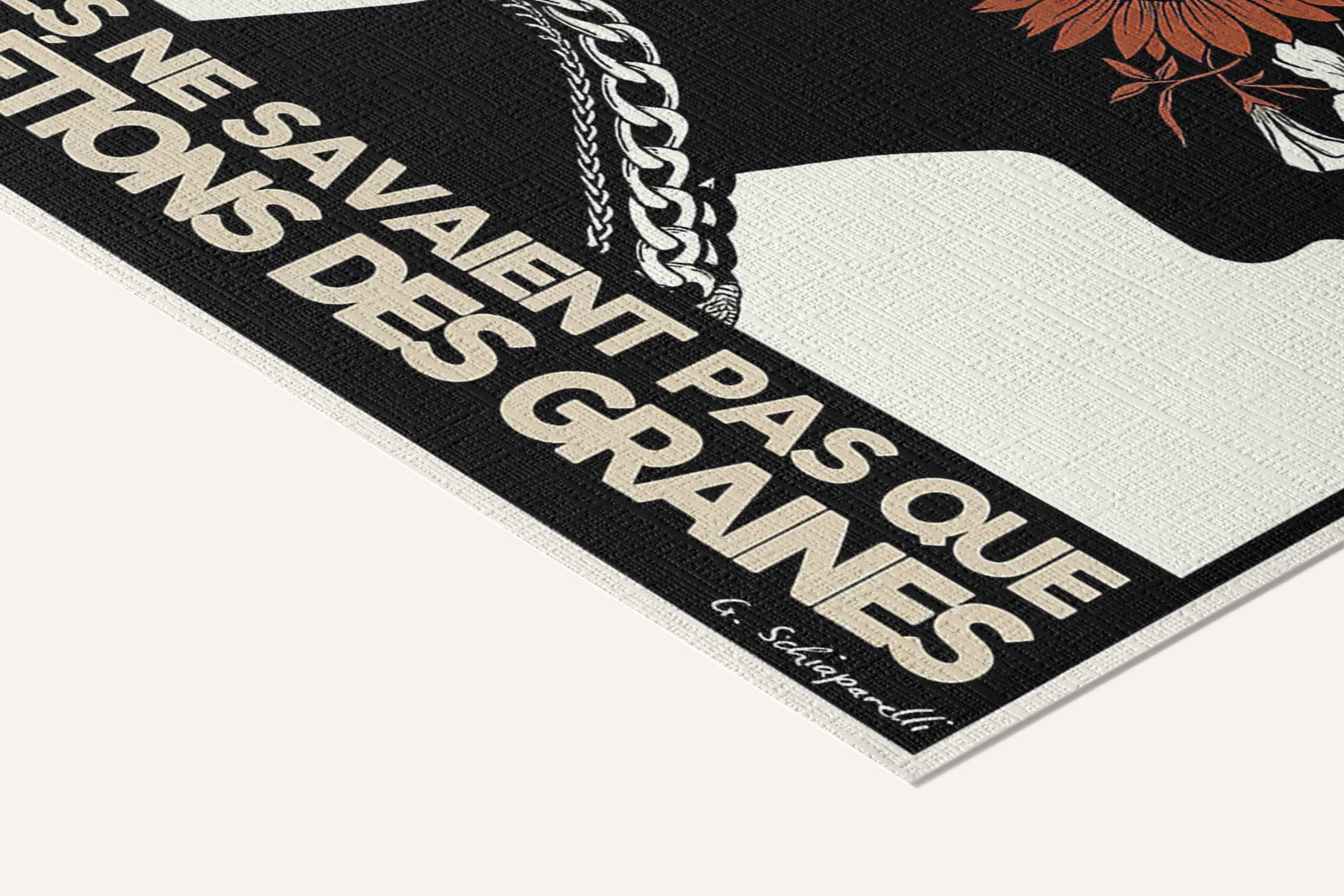 « Ils ont tenté de nous enterrer, mais ils ne savaient pas que nous étions des graines — Atelier » — toile texturée, détail du coin inférieur droit