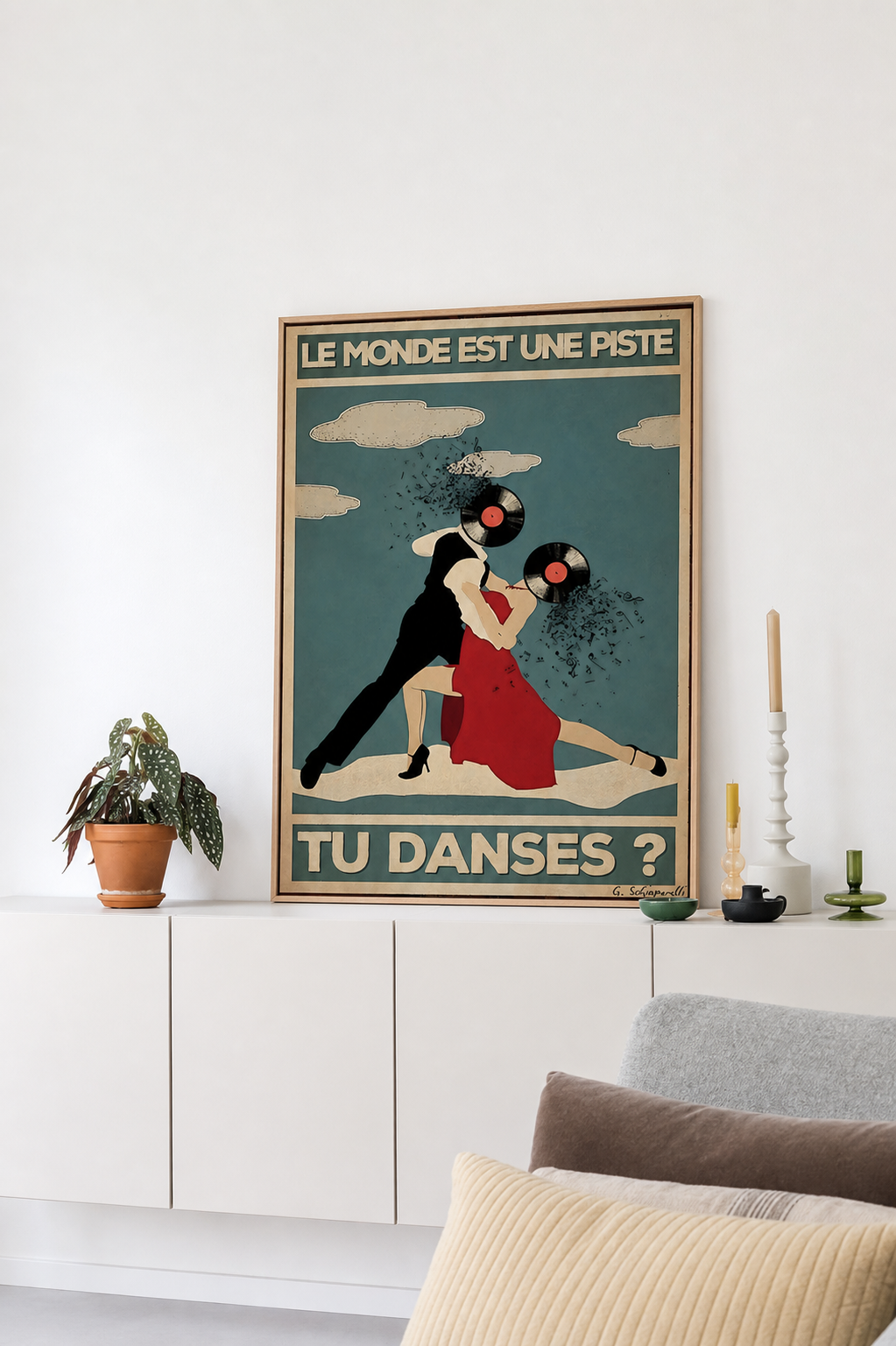 « Le monde est une piste, tu danses? » — Art Print encadré, mise en situation 1