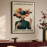 « Le monde est facile quand tu vises l'Univers » — Art Print encadré, mise en situation 1