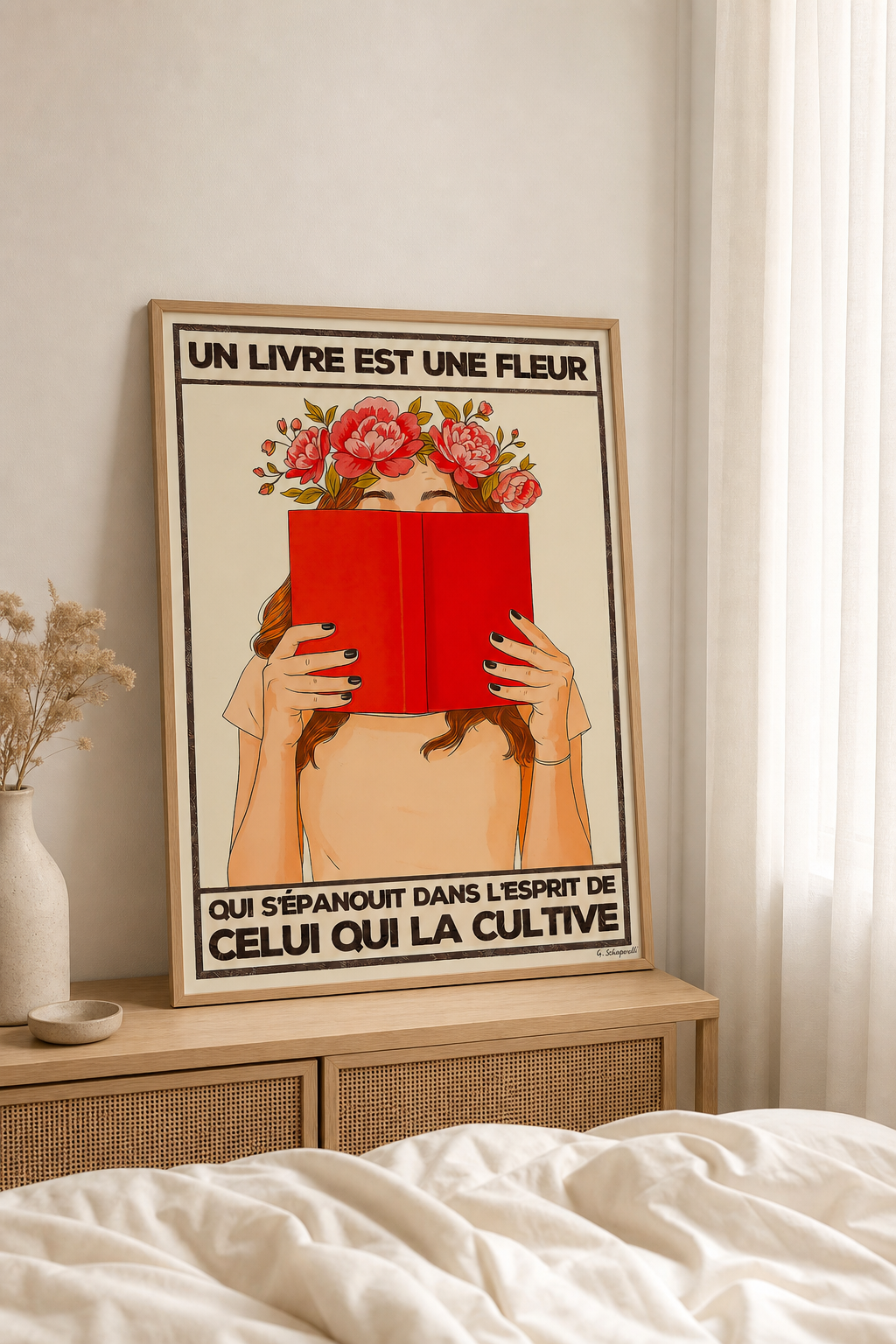 « Un livre est une fleur qui s'épanouit dans l'esprit de celui qui la cultive — Crème & Sable » — Art Print encadré, mise en situation 1