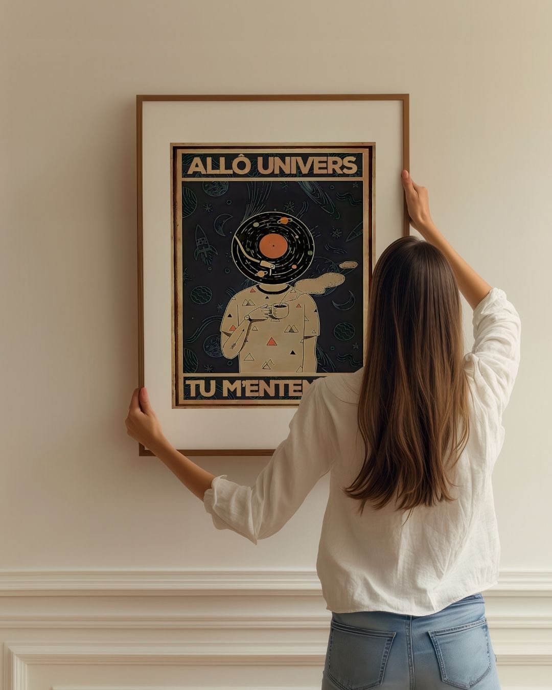« Allô Univers, tu m'entends? » — installation de l’œuvre dans un intérieur / artwork installation in a home