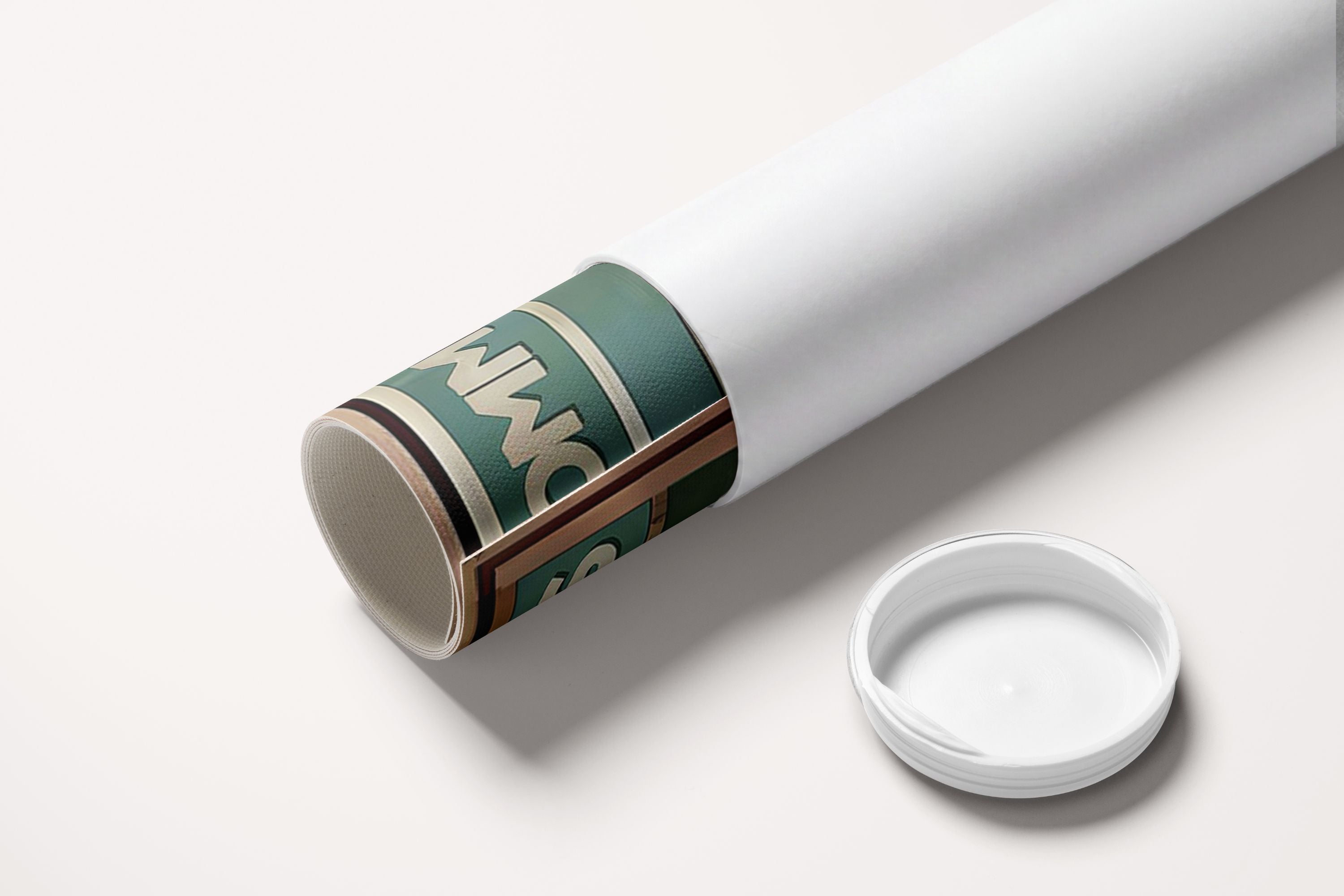 « Montre comme tu danses je te dirai qui tu es » — toile enroulée dans son tube de protection