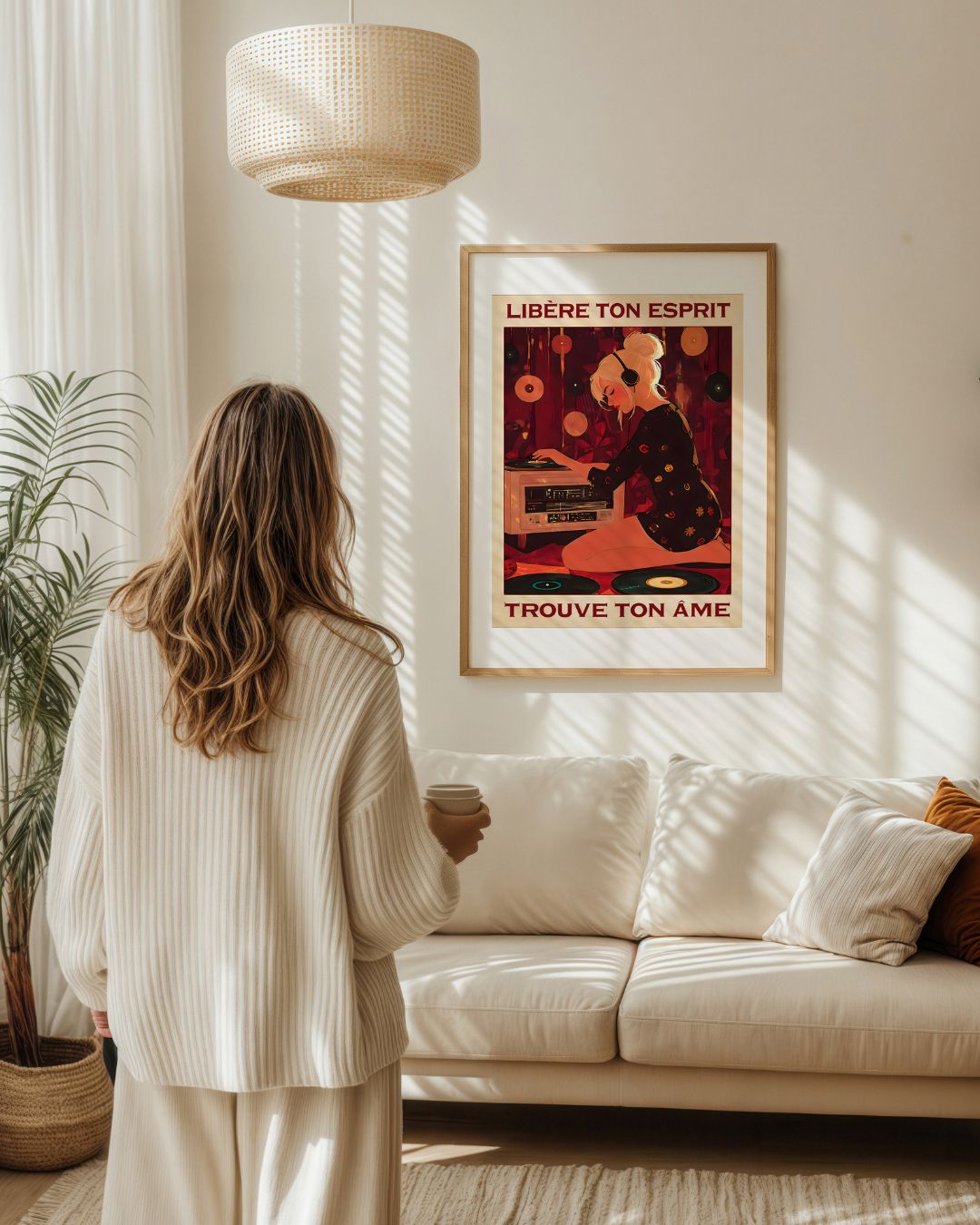 « Libère ton esprit, trouve ton âme » — échelle de l’œuvre dans un intérieur / artwork scale in a home