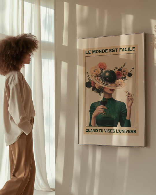 « Le monde est facile quand tu vises l'Univers » — échelle de l’œuvre dans un intérieur / artwork scale in a home