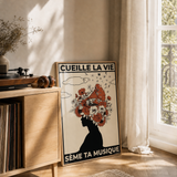 « Cueille la vie, sème ta musique — Atelier » — Art print encadré sous verre, mise en situation 2