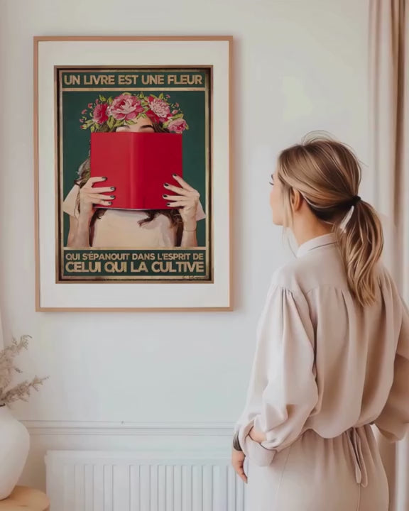 « Un livre est une fleur qui s'épanouit dans l'esprit de celui qui la cultive » — vidéo produit de la toile